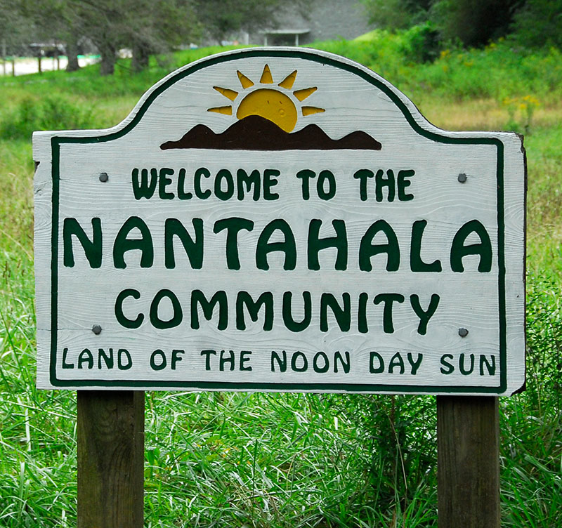 sign welcome to Nantahala