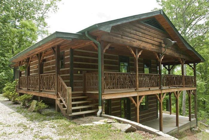 Whispering Pines Deluxe Rentals